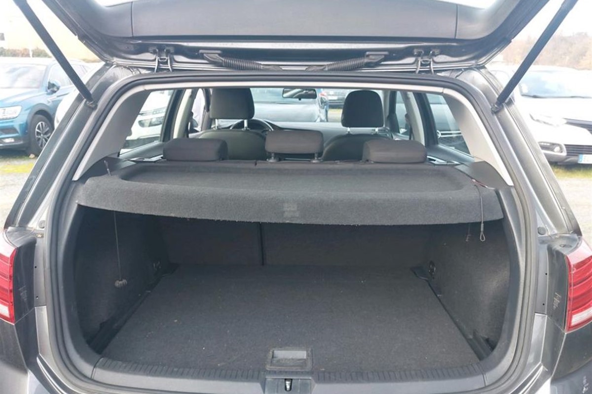 Volkswagen Golf 1.6 TDi Trendline Business BlueMotion
