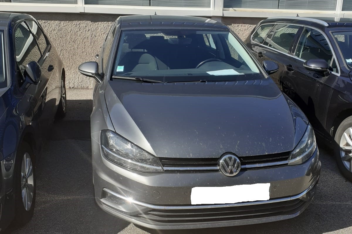 Volkswagen Golf 1.6 TDI CONFORT BUSINESS