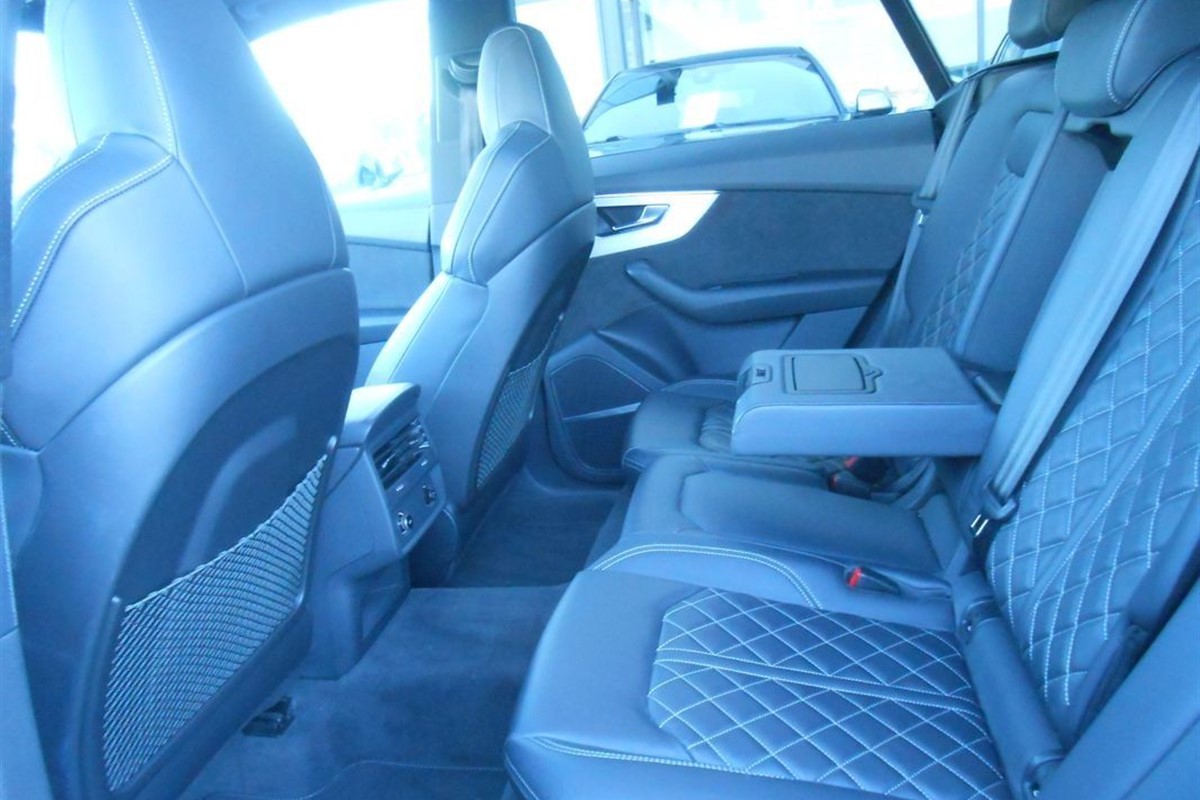 Audi Q8 50 TDi S-line Quattro Tiptronic