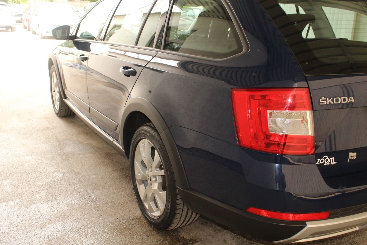 Škoda Octavia SCOUT 2,0 TDI 4X4 