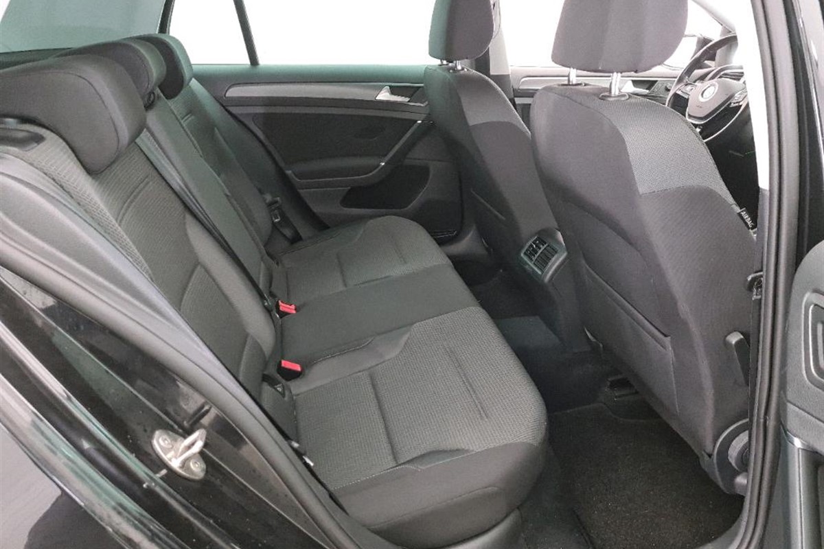 Volkswagen Golf 1.6 TDI