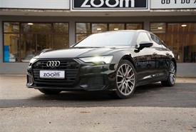 Audi A6
 55 TFSI E S line QUATTRO
