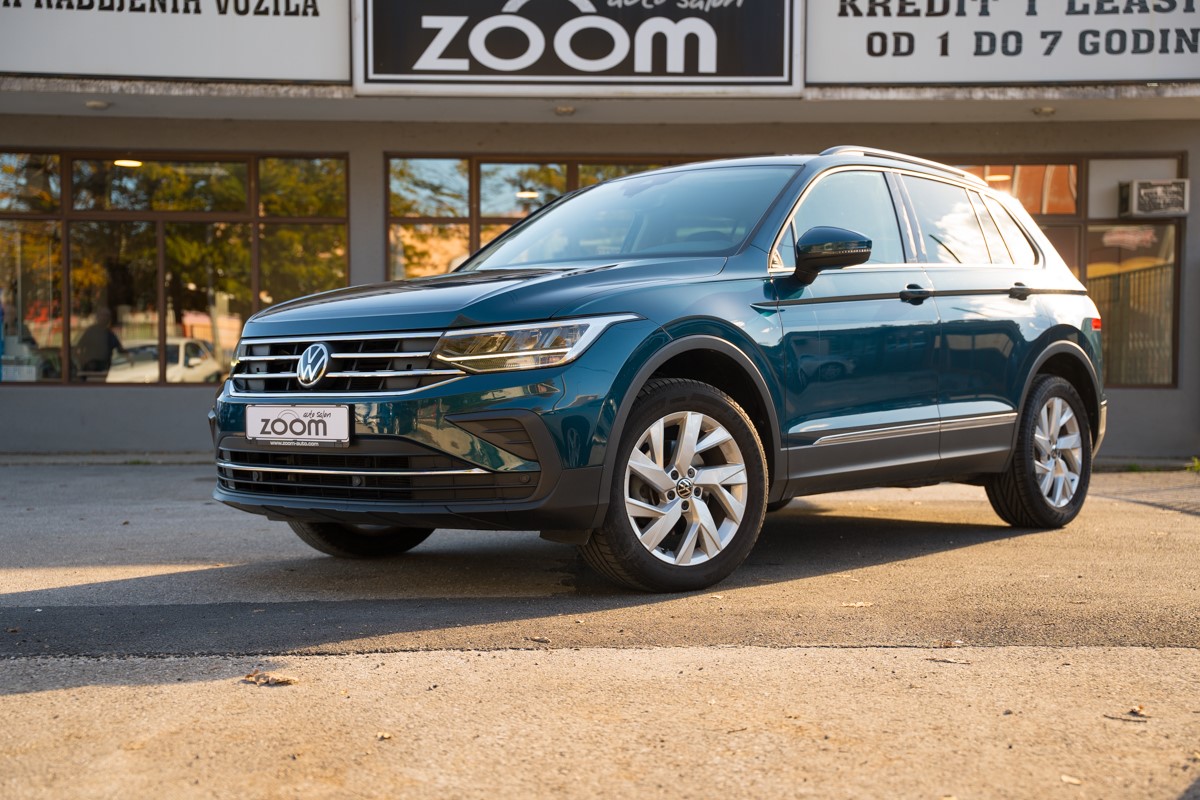 Volkswagen Tiguan
 2.0 TDI DSG 4MOTION