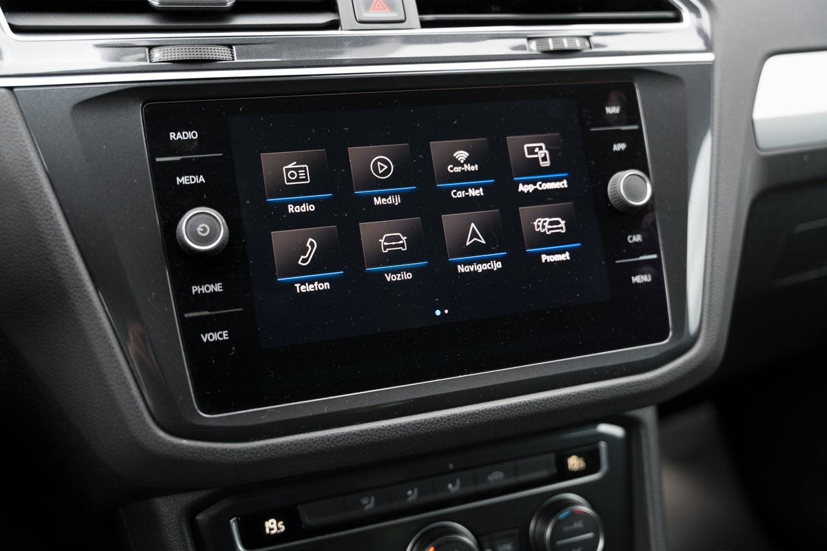 Volkswagen Tiguan
 2.0 TDI DSG