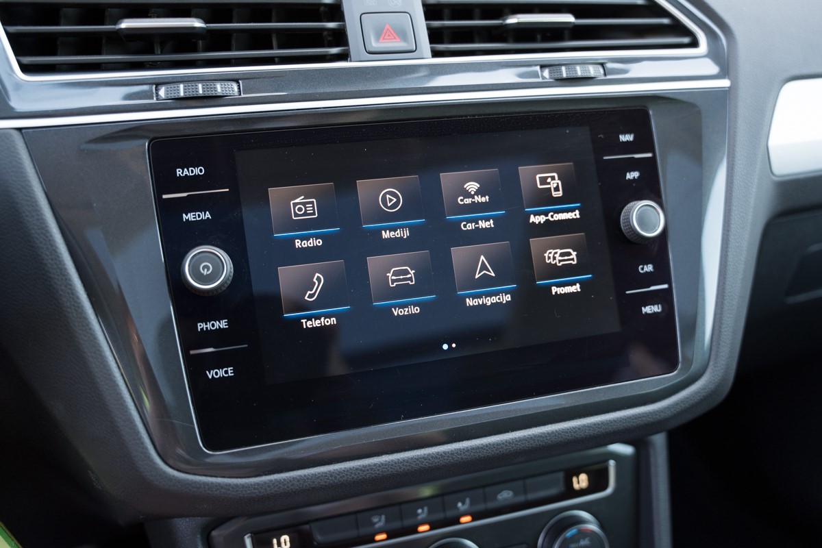 Volkswagen Tiguan
 2.0 TDI DSG