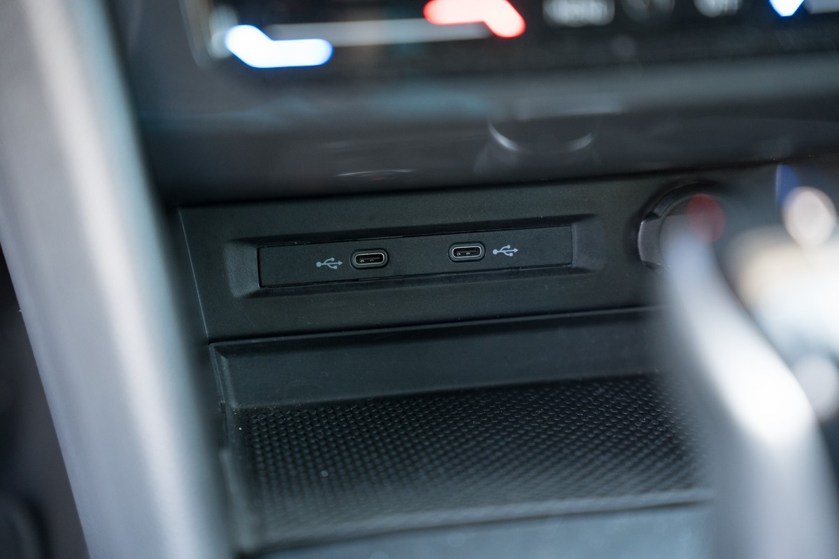 Volkswagen Tiguan
 2.0 TDI DSG 4MOTION