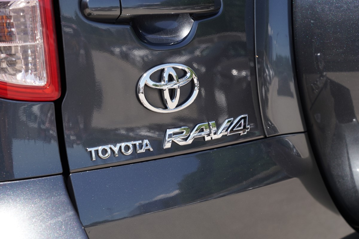 Toyota
 RAV4
 2,2 D