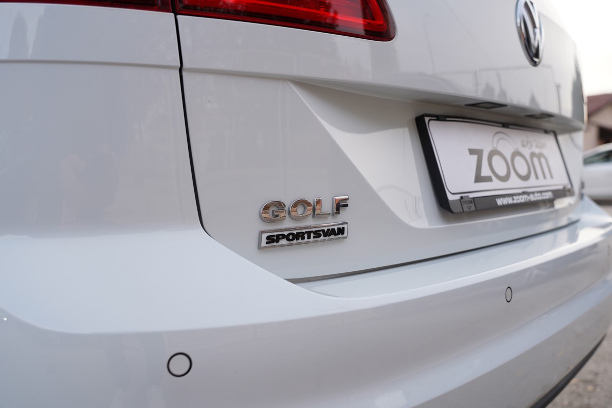 Volkswagen Golf 1.6 TDI SPORTVAN CONFORTLINE BUSINESS DSG