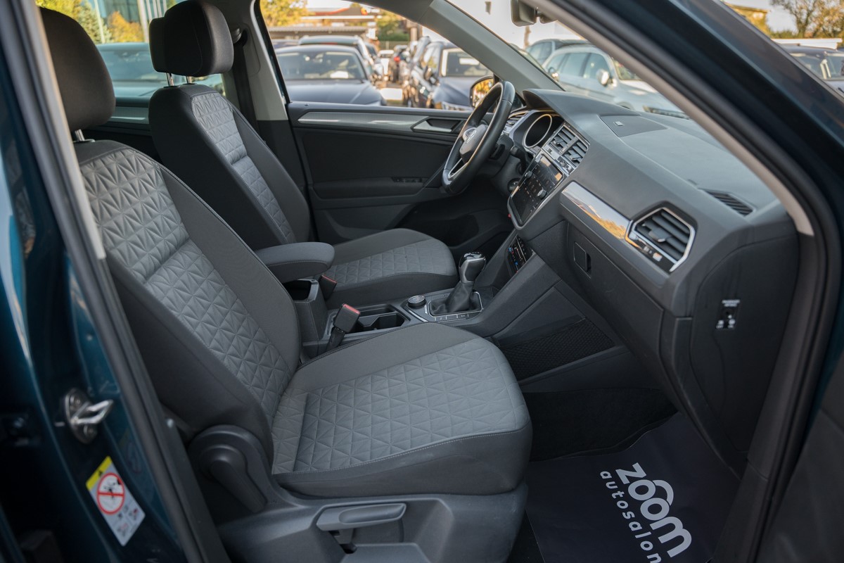 Volkswagen Tiguan
 2.0 TDI DSG 4MOTION