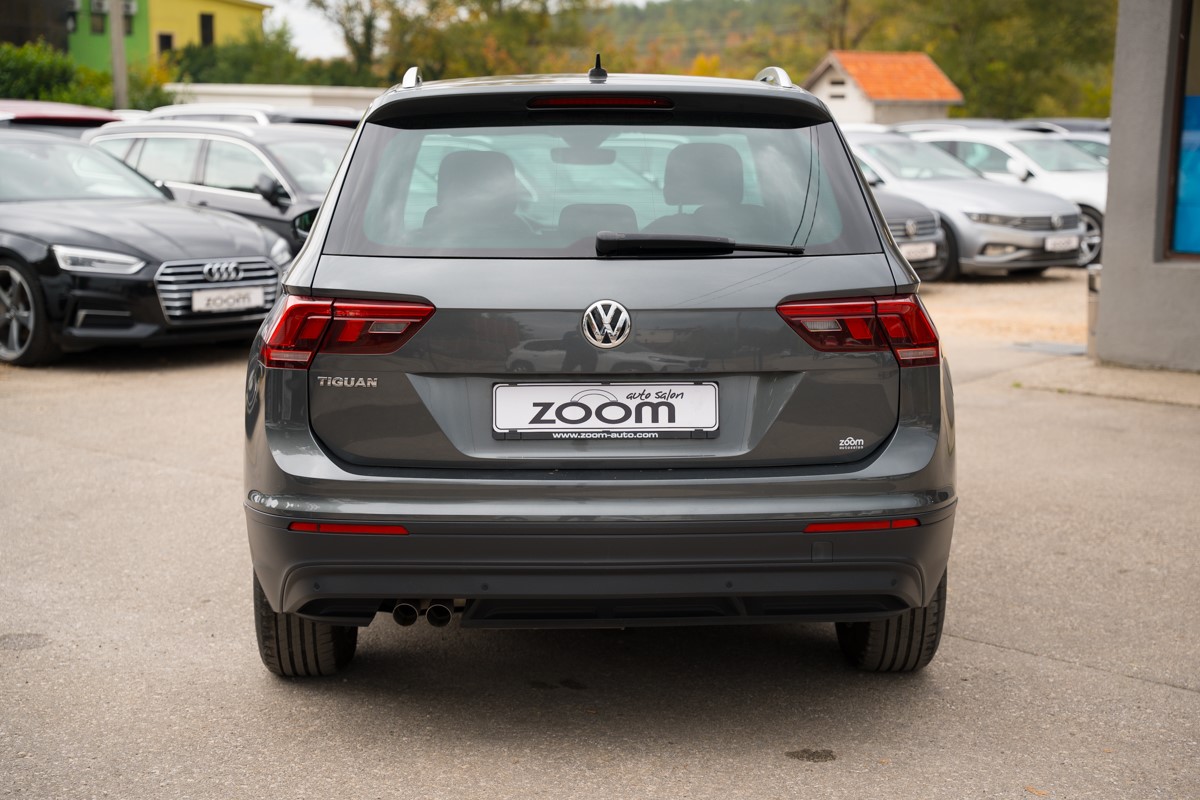 Volkswagen Tiguan
 2.0 TDI DSG