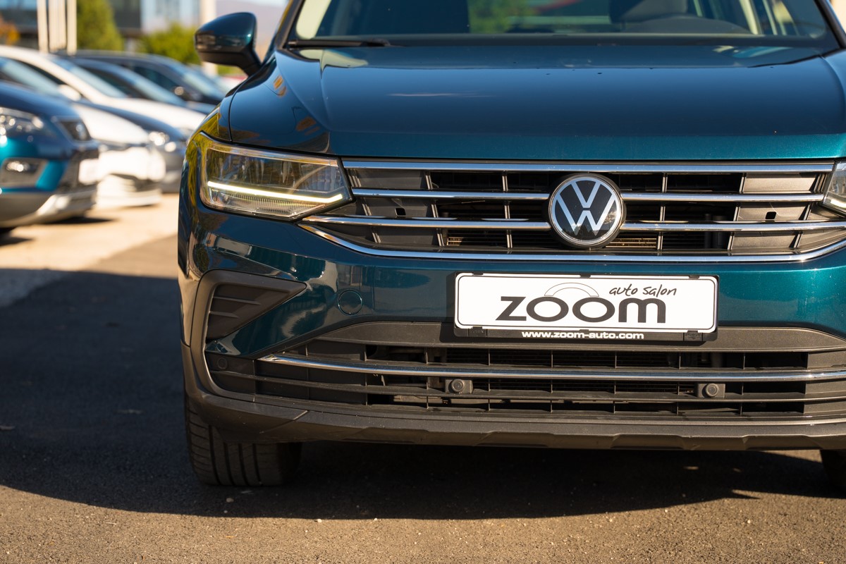 Volkswagen Tiguan
 2.0 TDI DSG 4MOTION
