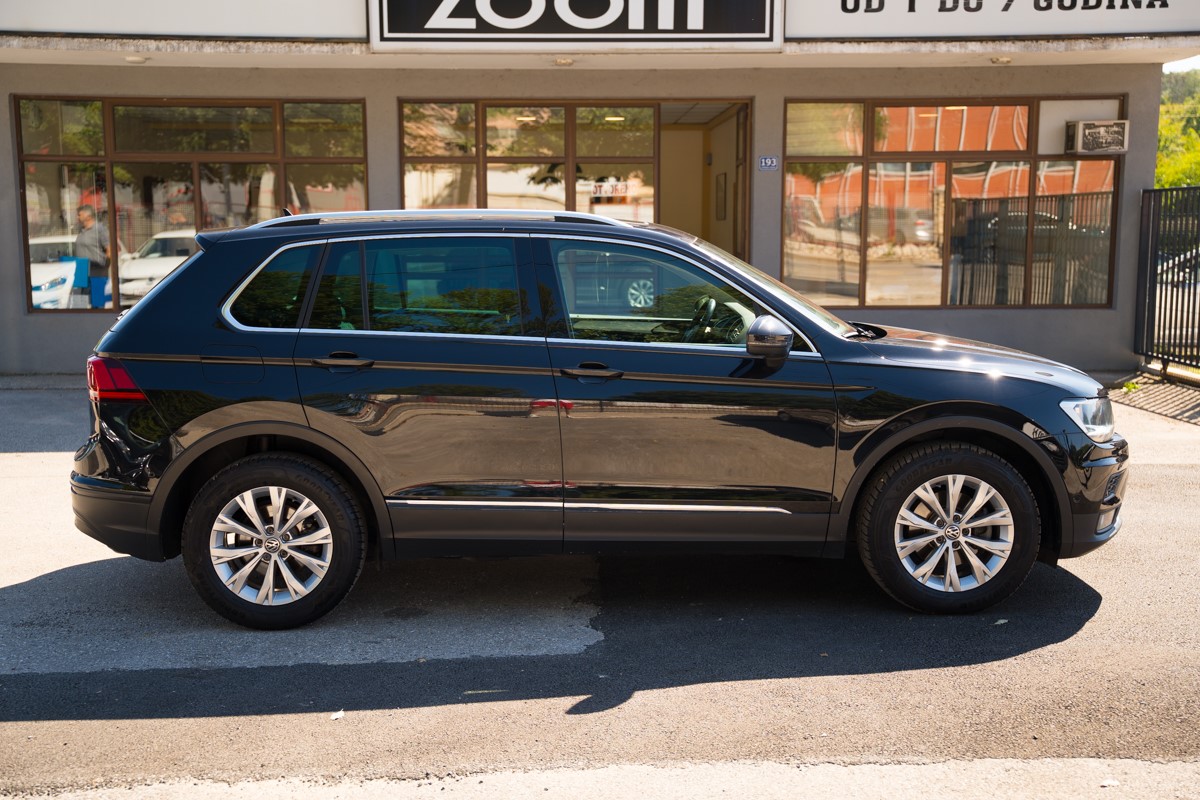 Volkswagen Tiguan
 2.0 TDI DSG