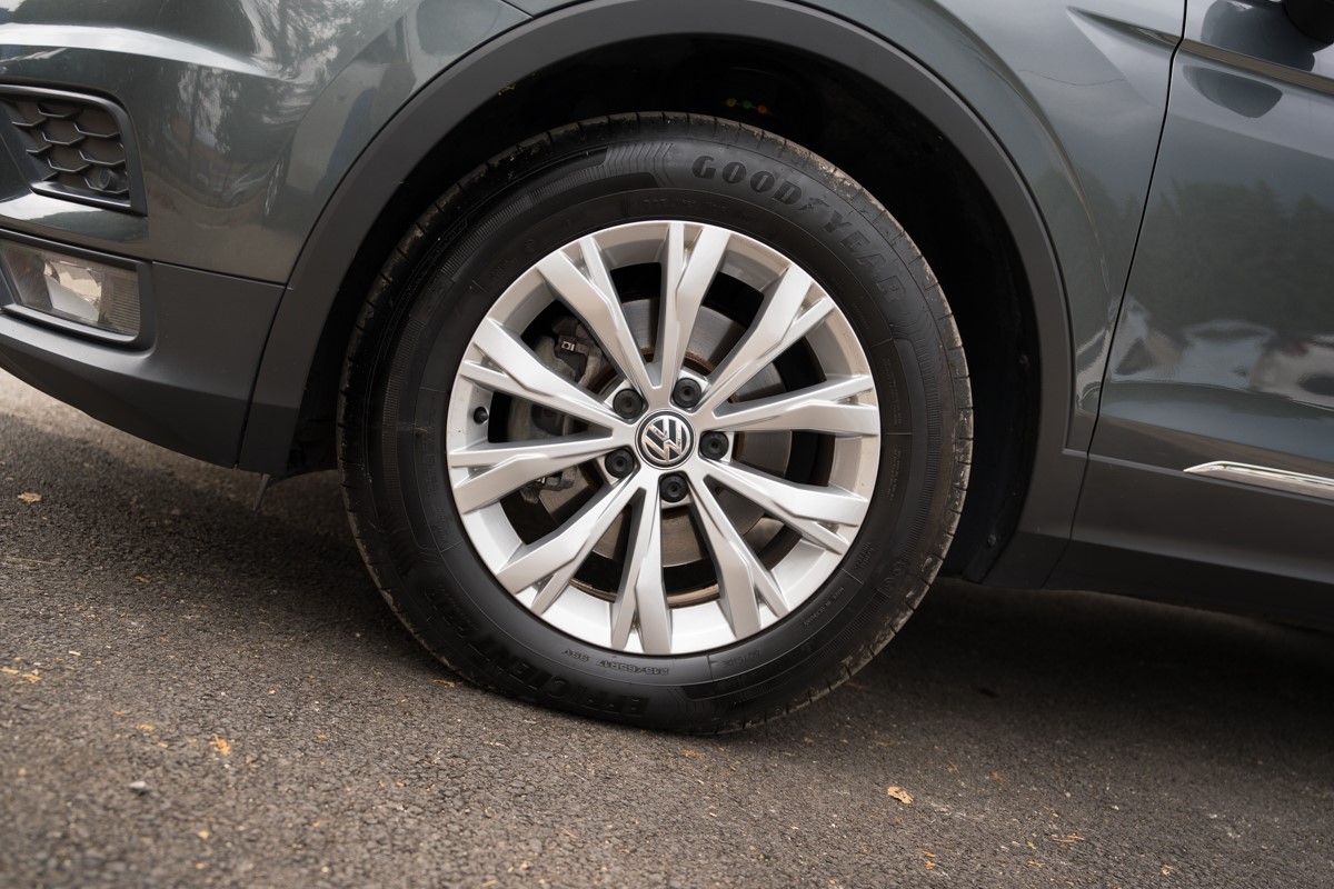 Volkswagen Tiguan
 2.0 TDI DSG