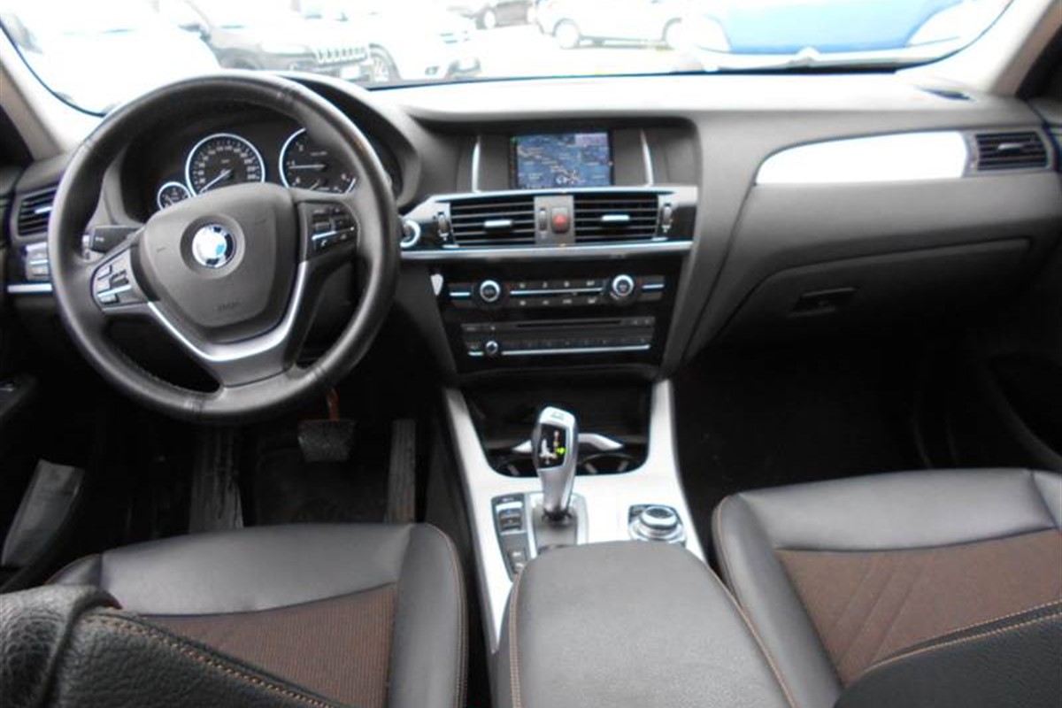 BMW
 X3
 xDrive 2.0D XLine 4X4
