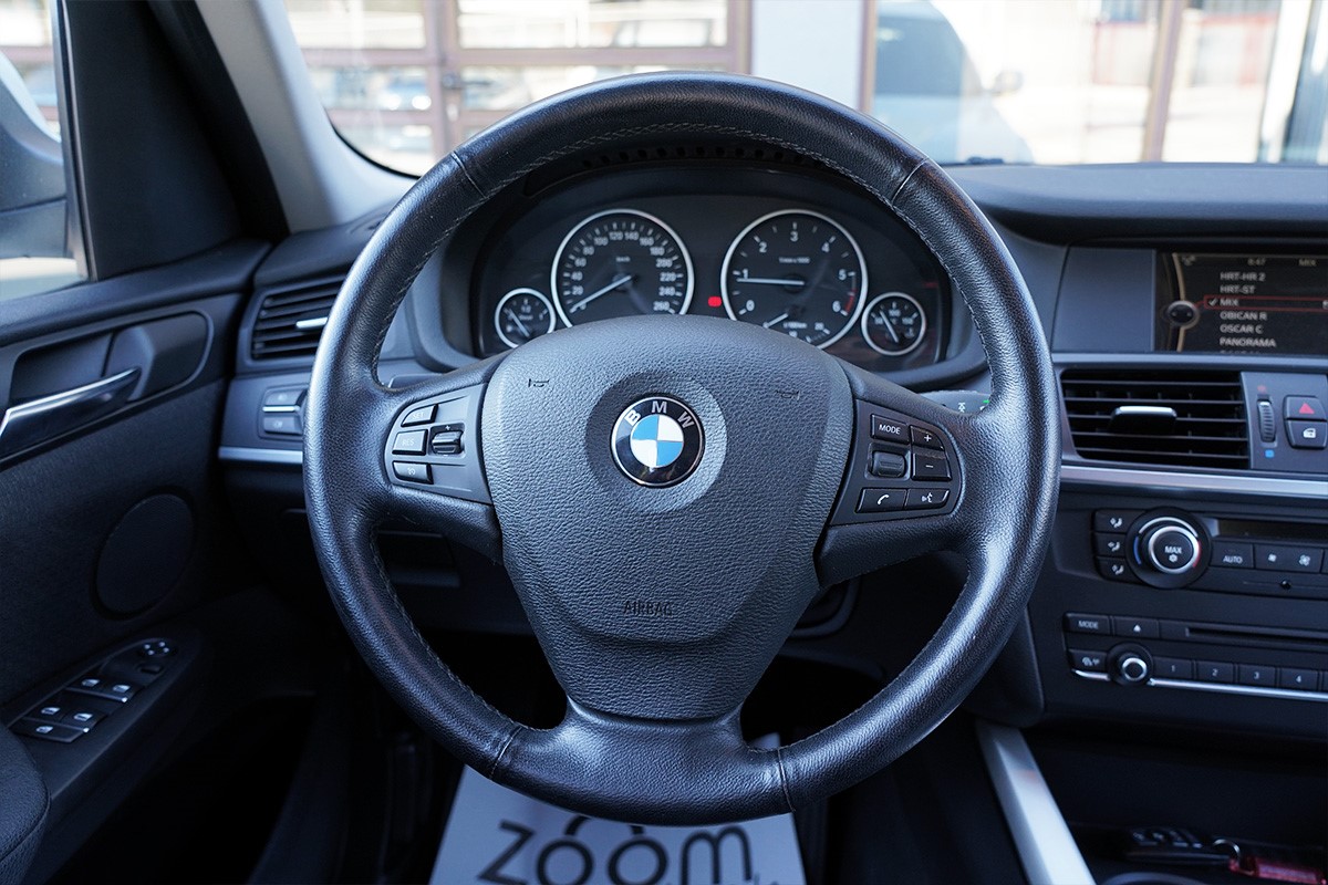 BMW
 X3
 xDrive 2.0D Confort