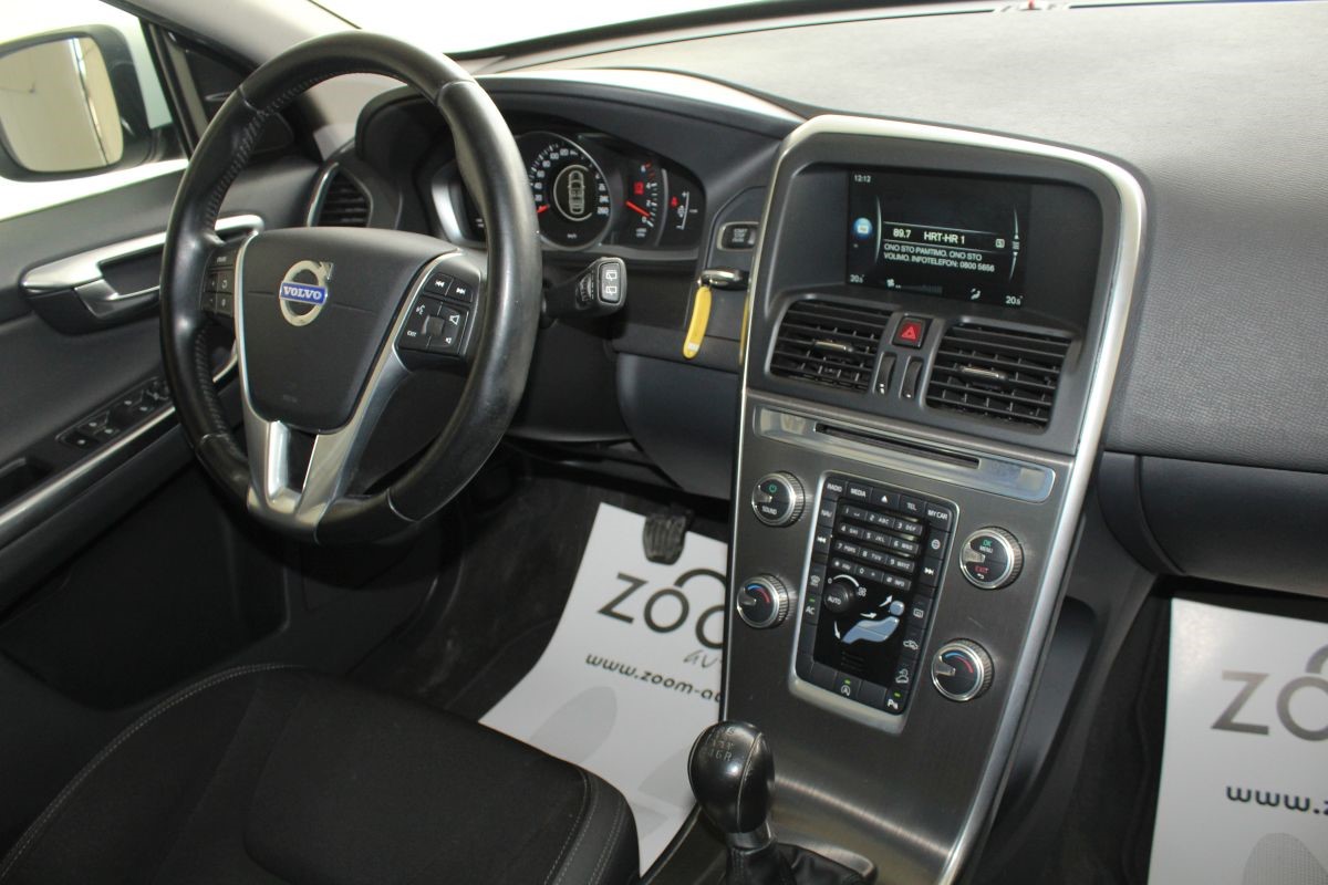 Volvo
 XC60 2,4 D